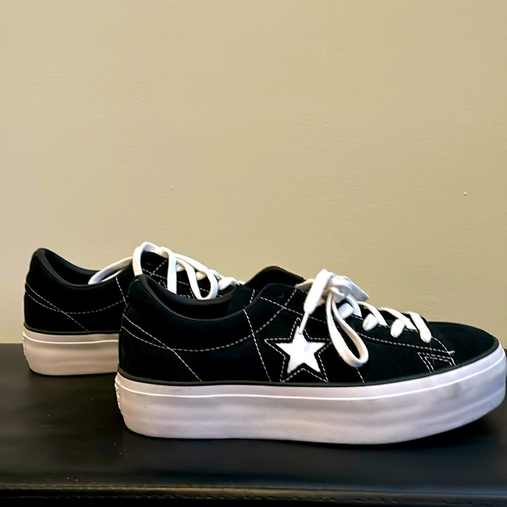 Converse platform sneakers